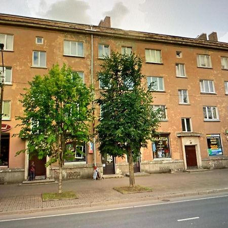 Appartement Happy Day à Narva Extérieur photo